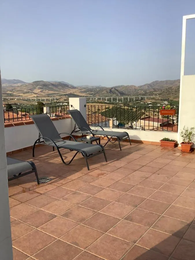 Guest house Hostal Delia Alora