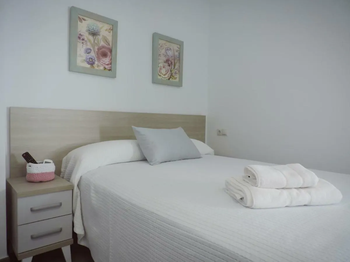 Hostal Delia Alora Guest house